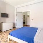 A Casa * Όστια Αντίκα